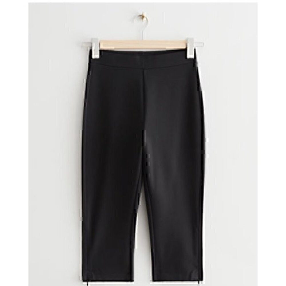 & Other Stories High Waist Cycling Shorts Size 2